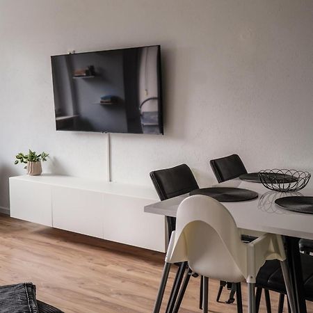 Exklusives Ferien-Appartement Mit Pool- Und Saunazugang Fuer Bis Zu 4 Personen โชนวัลด์ ภายนอก รูปภาพ